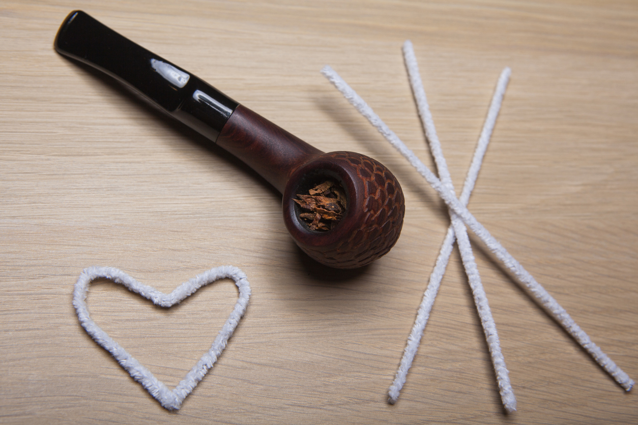 How to Clean and Maintain Your Tobacco Pipe - Happy Smoking